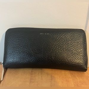 COPY - Matt & Nat Wallet